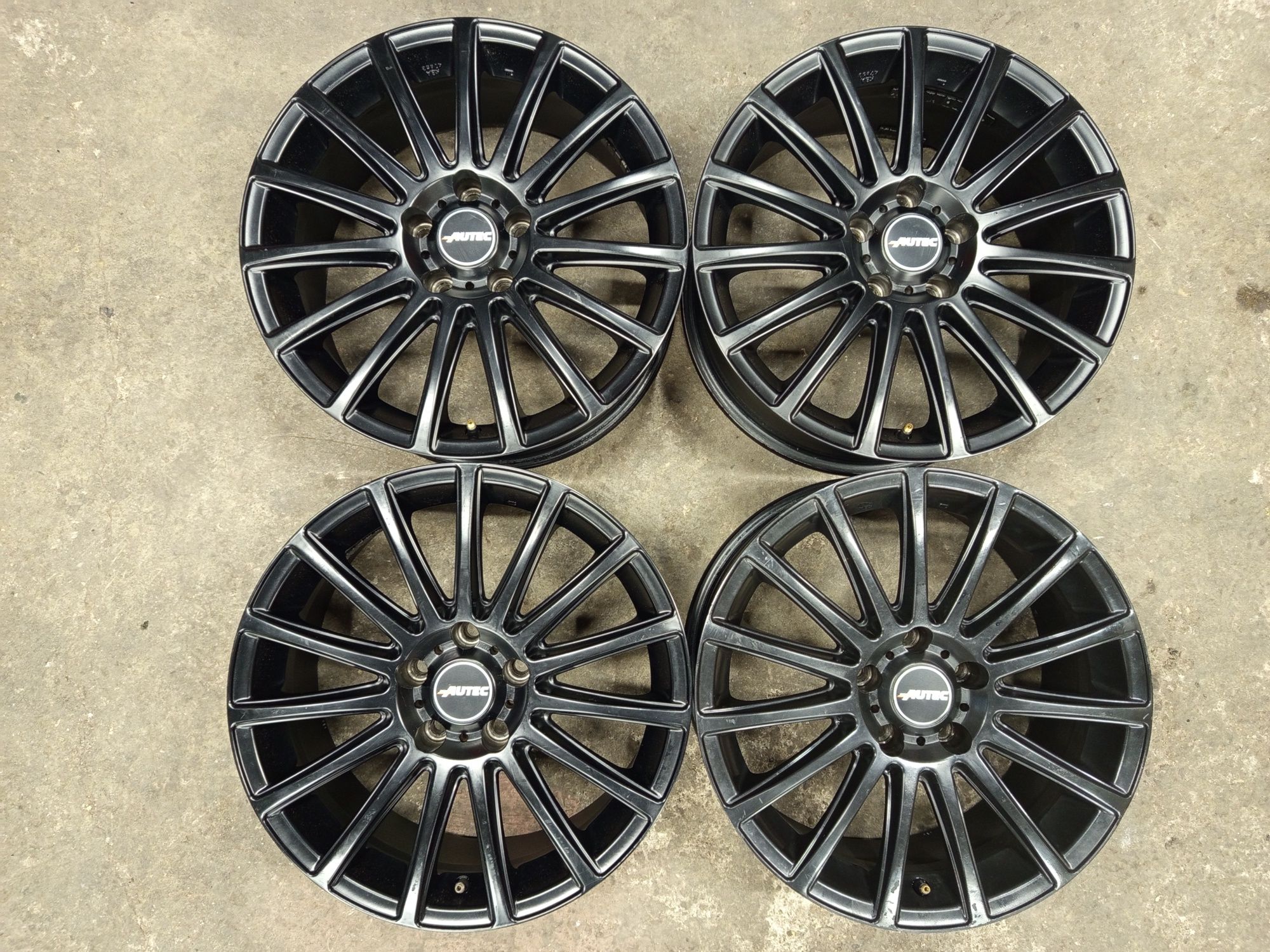17" AUTEC Germany Джанти 5x112