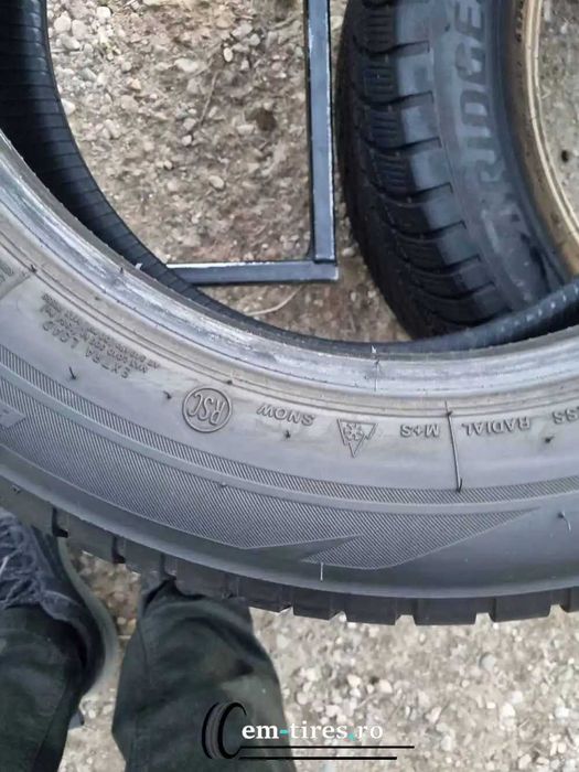 SET 2 Anvelope Iarna 225/60 R18 BRIDGESTONE Blizzak LM001 RSC Runflat