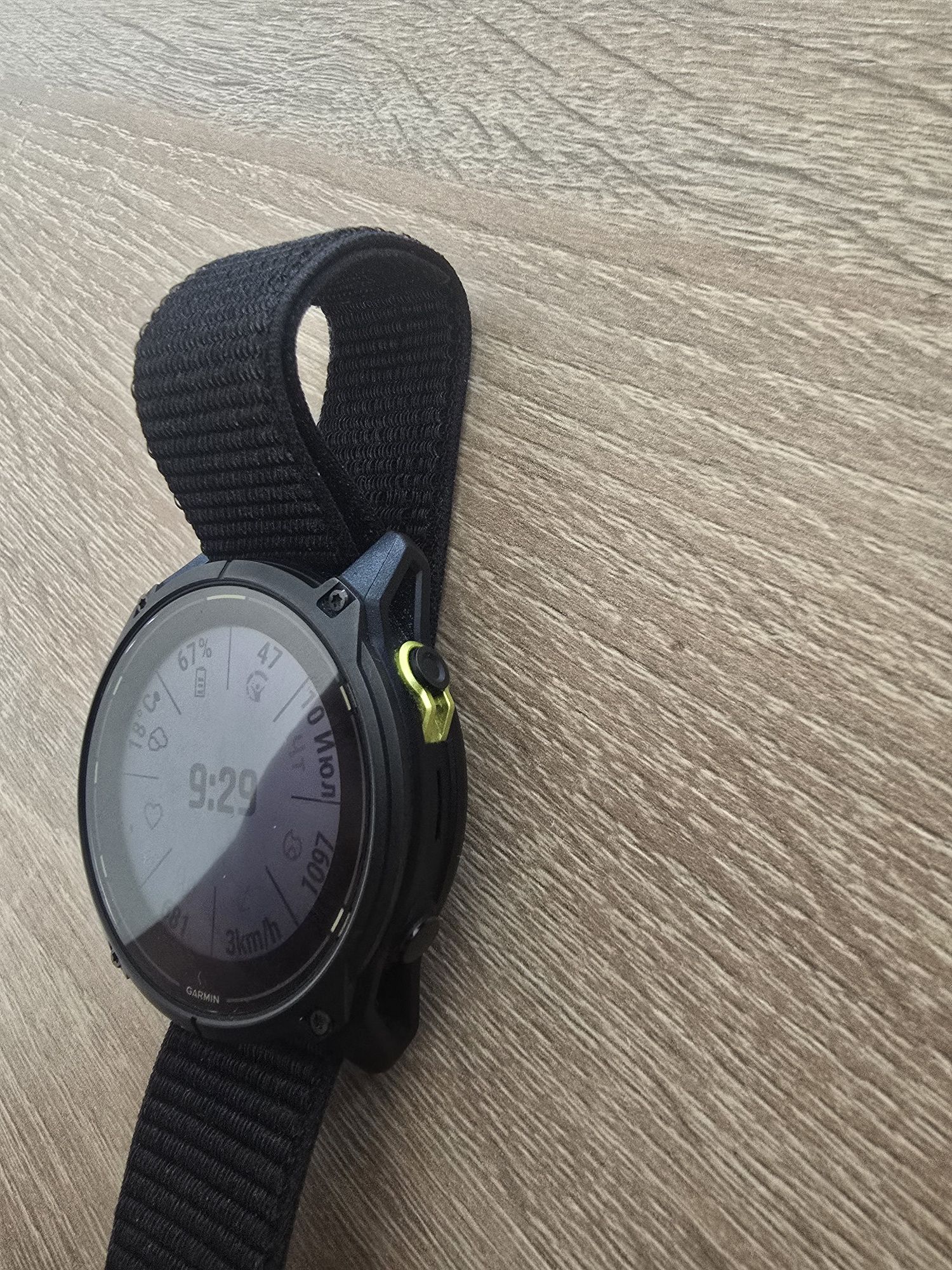 Garmin enduro 3 часы