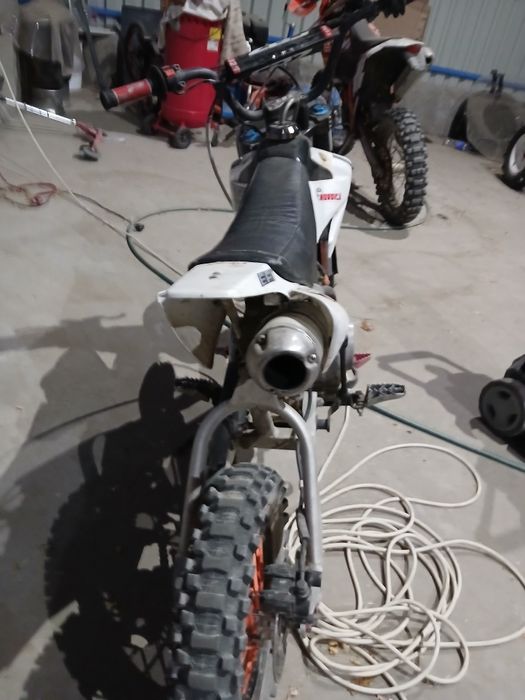 Vând cross 125cc