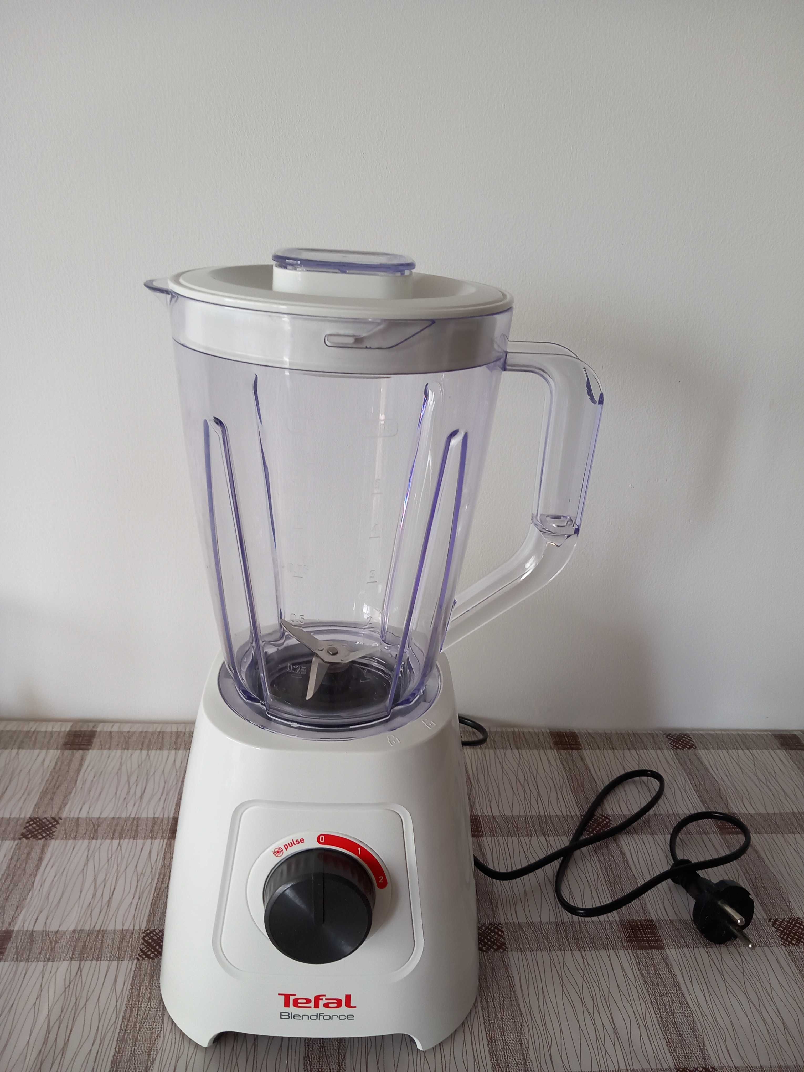 Блендер Tefal Blendforce