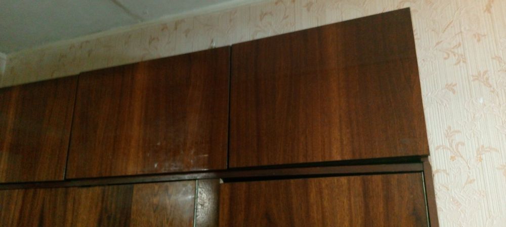 Шкаф с антресолью