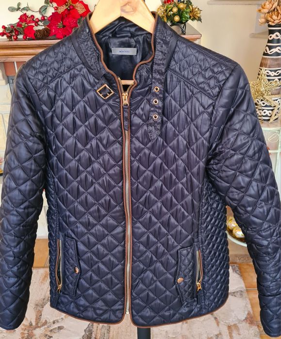 Дамско тъмносиньо яке Montego