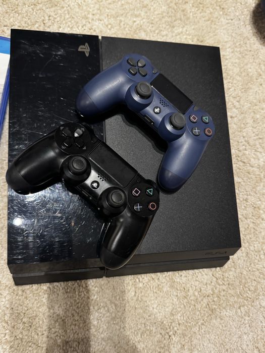 PlayStation 4 (500GB/1TB