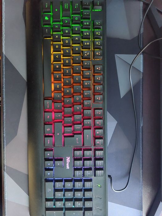 Клавиатура Trust