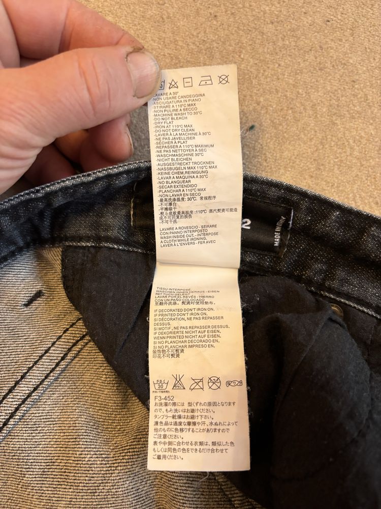 Blugi Dsquare2; 100 % Autentici  Slim jeans 'Masura 31  italia