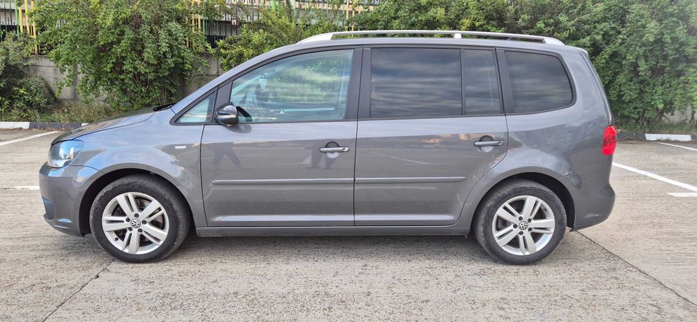 Volkswagen Touran 7 locuri