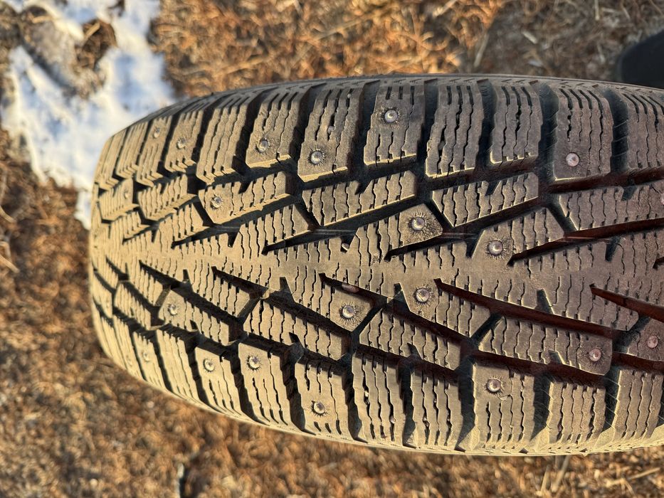 Продам резину комплект