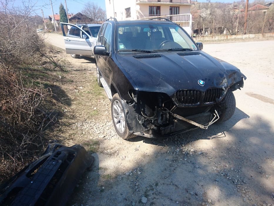 БМВ Е53 Х5 3дА - 218коня - на части BMW E53 x5 218hp