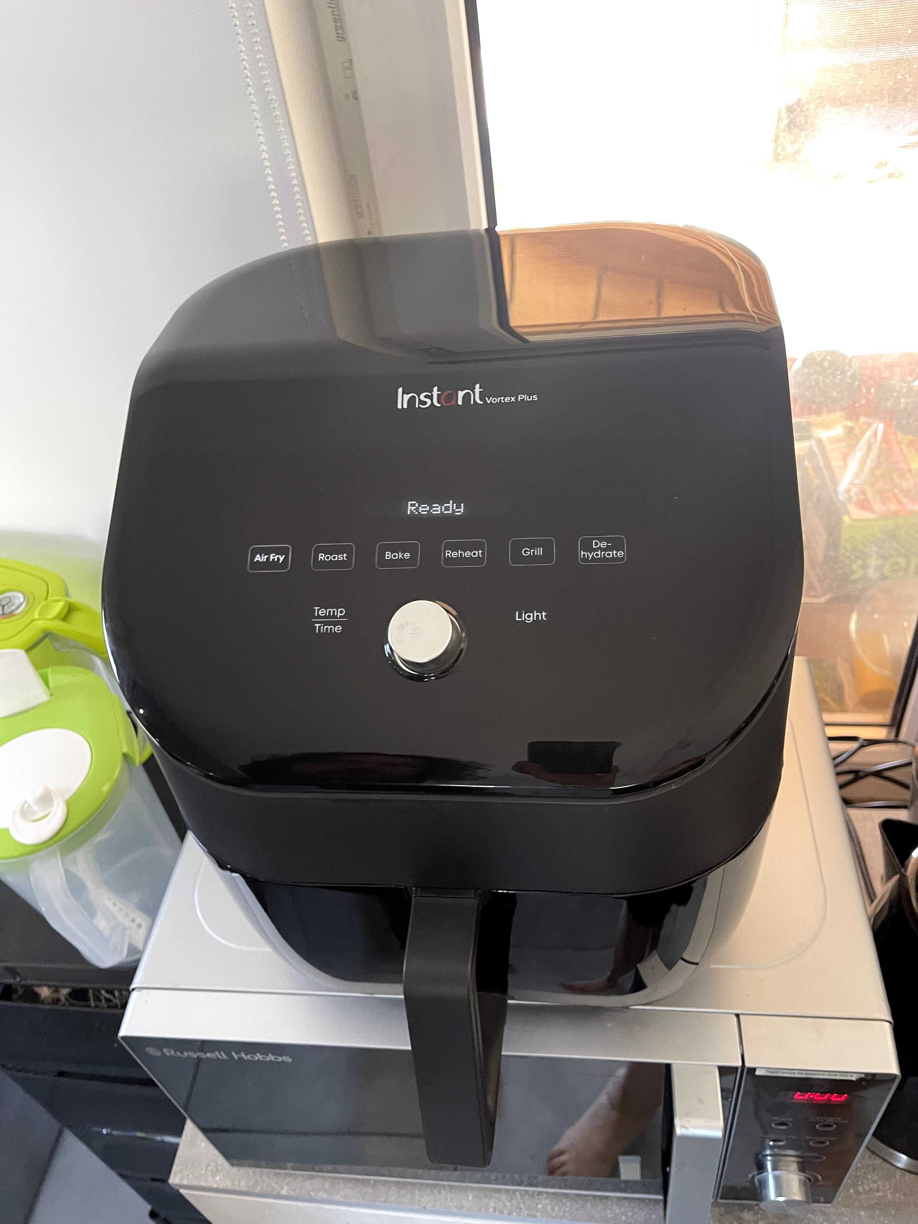 Air Fryer Instant Vortex Plus