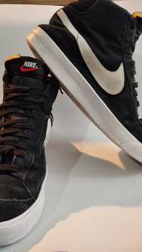Nike Blazer Mid 77
