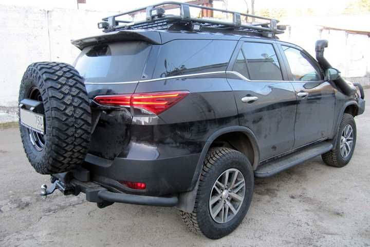 Задний силовой бампер РИФ Toyota Fortuner