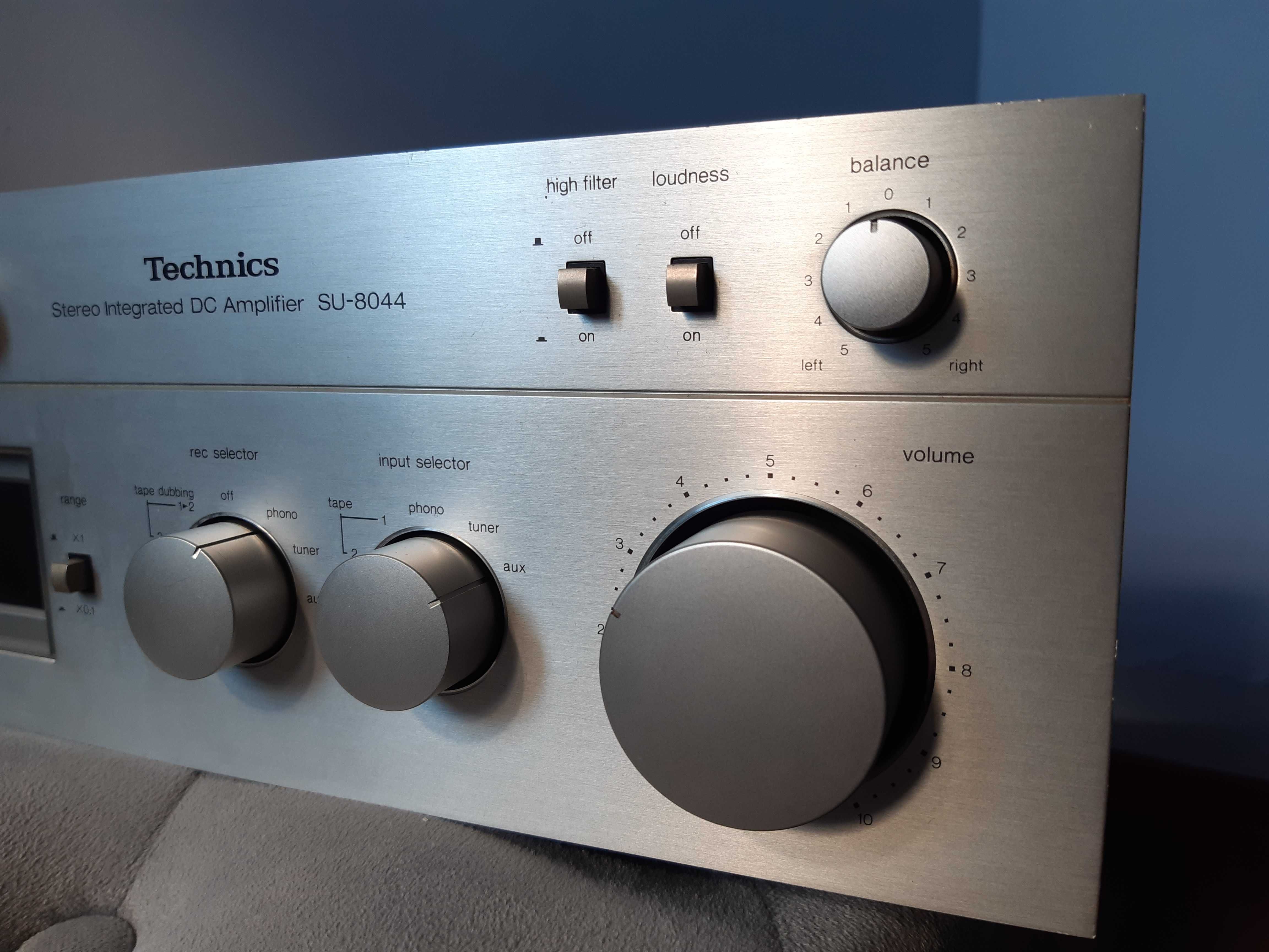 Technics SU-8044