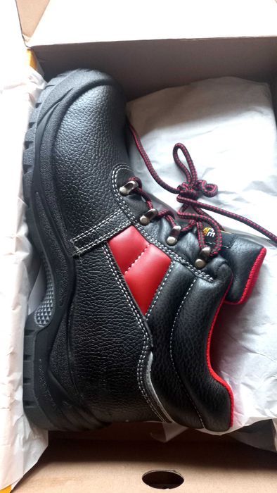 Работни обувки 43н