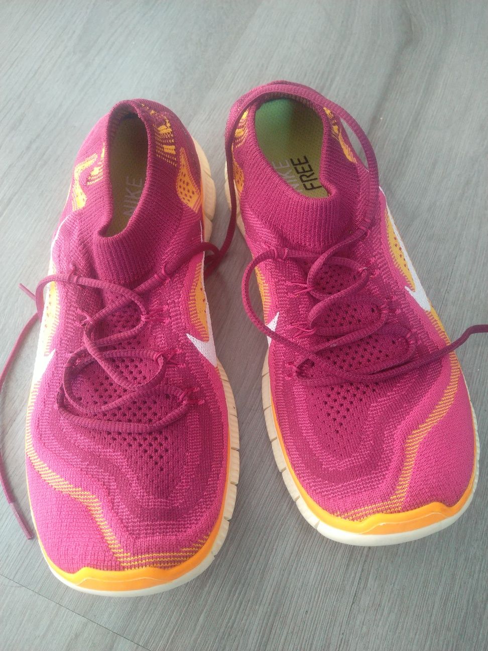 Дамски маратонки Nike 39 номер