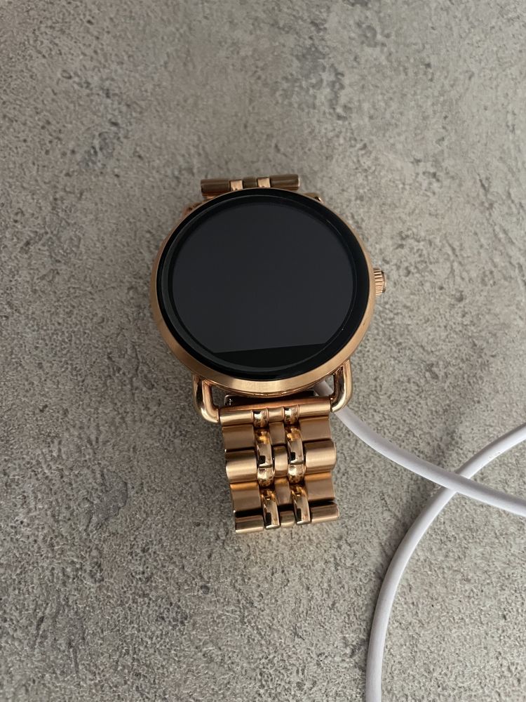 Vând Smartwatch Fossil Q  Wander