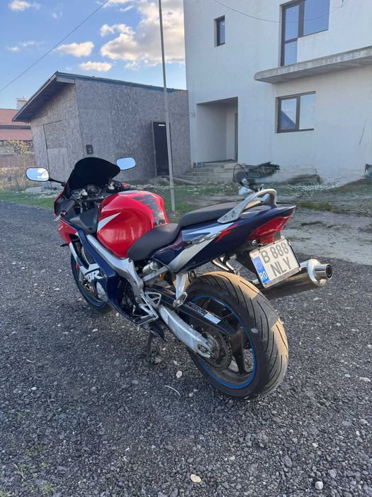 Vand honda cbr 600 F4i
