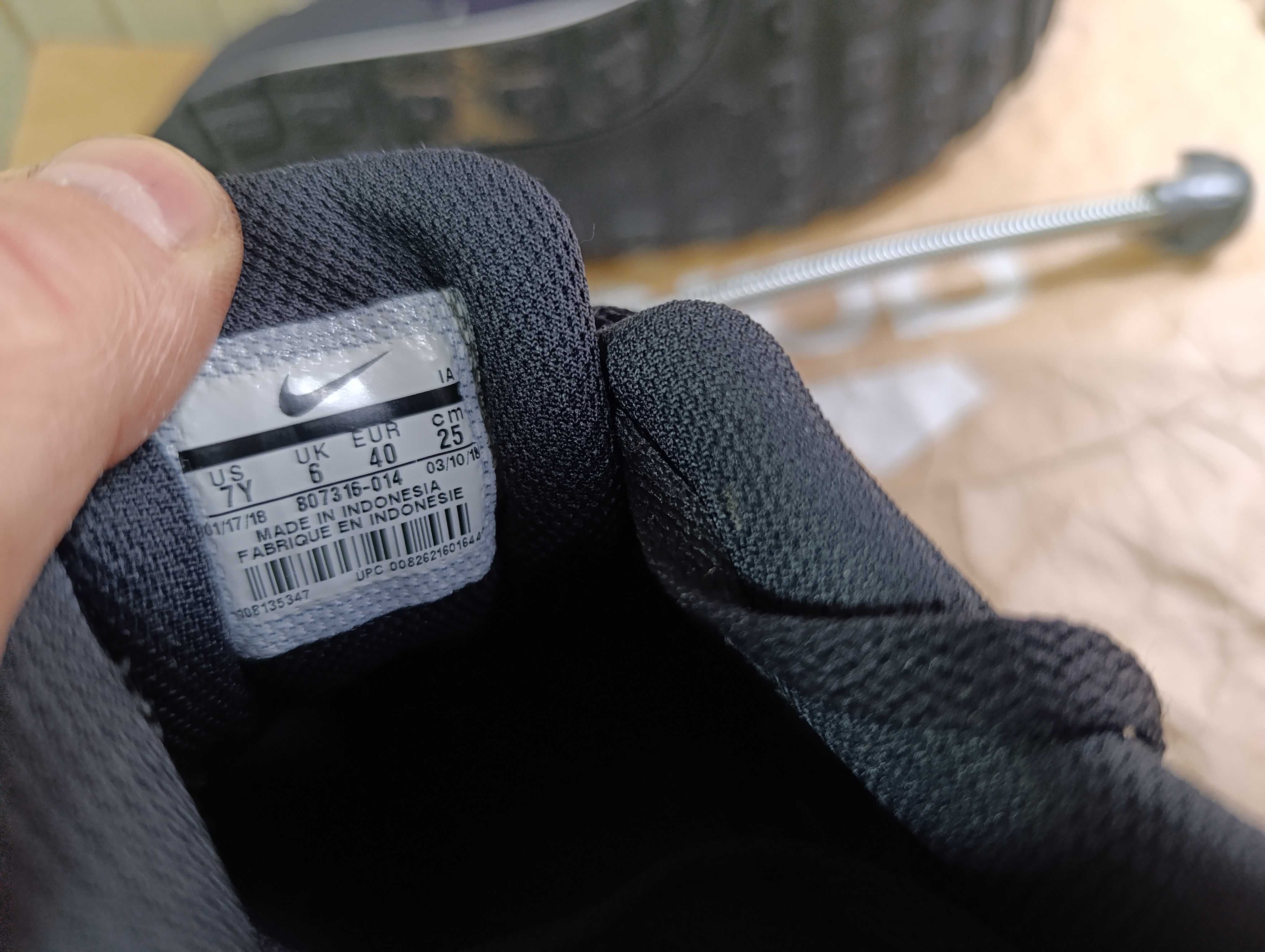 '' Nike MD Runner 2''оригинални маратонки 40 номер