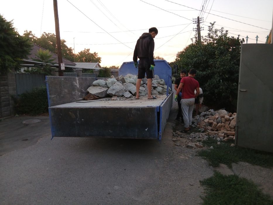 Вывоз мусор старый мебель уборка демонтаж