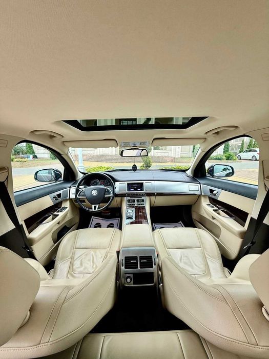 Jaguar XF 2.2d 2013 facelift