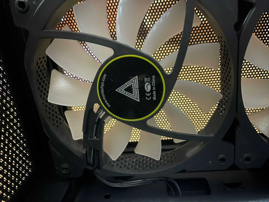 Carcasa Montech Air 100 RGB BK Middle Tower Fara sursa Negru