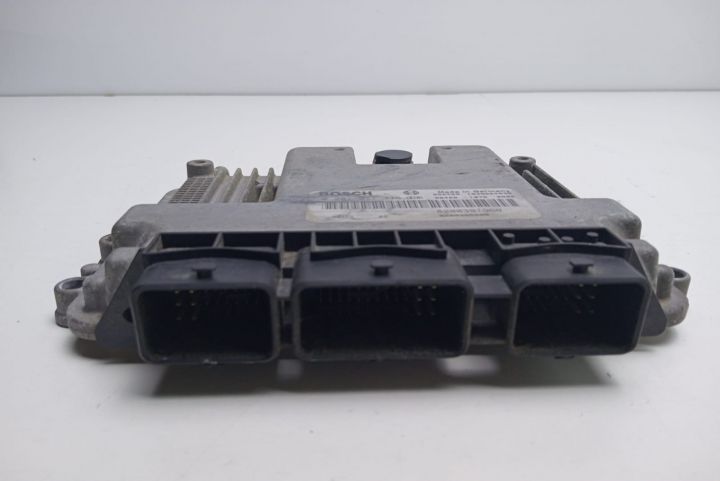 Calculator Motor Bosch ECU   0281011776 / 1039S04039 / 8200391966 Ren