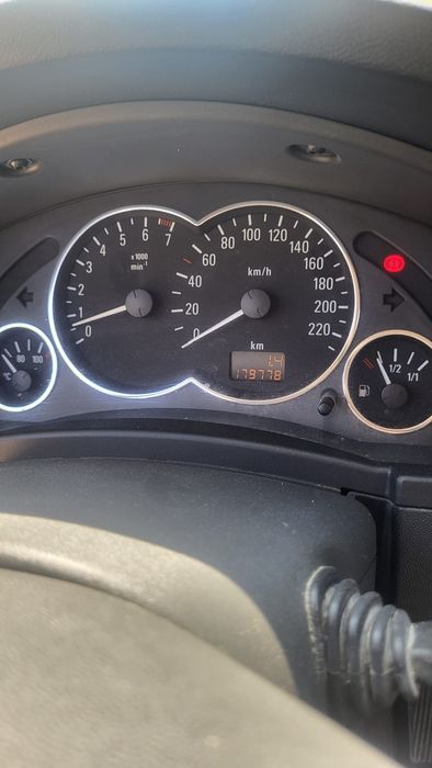 Opel Meriva 1.4 benzina