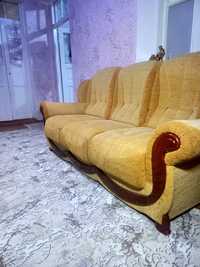 Зудлик билан диван ва 2 кресло сотилади