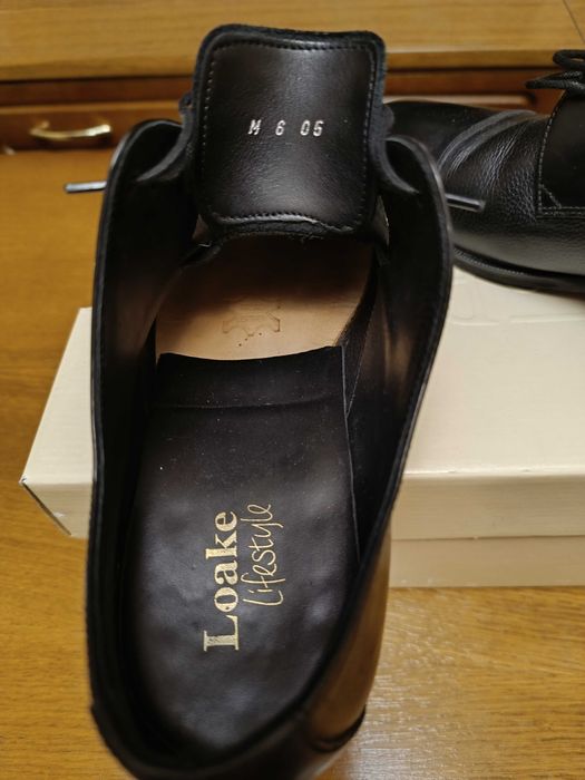 Vând pantofi Loake Nr. 40
