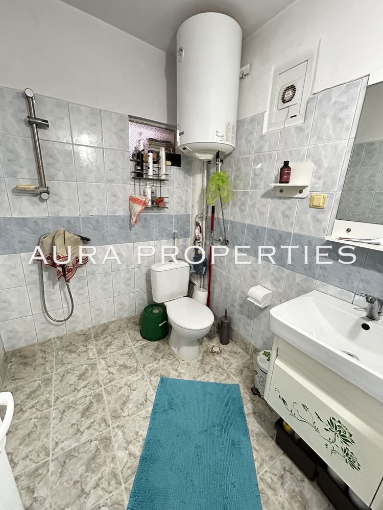 Продава се Етаж от къща в Разград, Орел - 120 кв.м за 978 €/кв.м - Снимка #5
