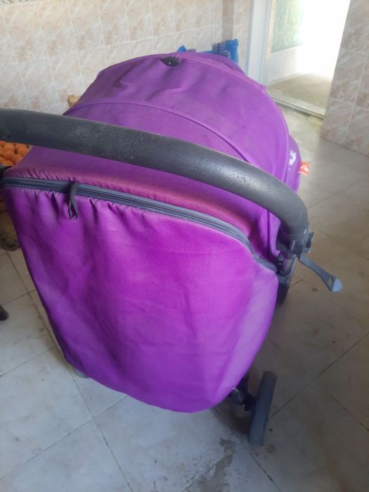 Продам коляску большой удобный