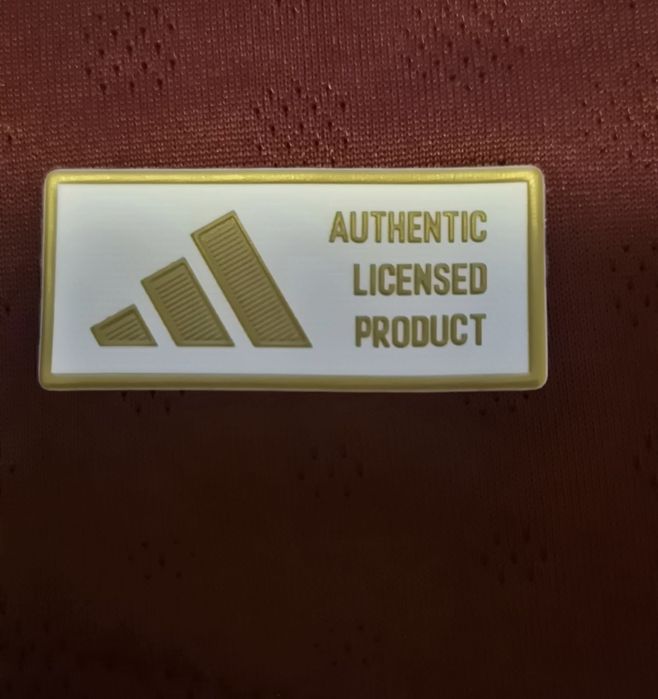 НАМАЛЕНИЕ!Оригинална фланелка Adidas Roma - Рома -Размер М-Сезон 25-26