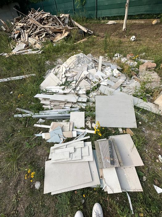 Car moloz si execut debarasari