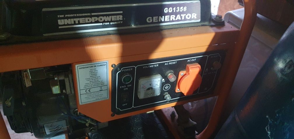 Generator pe benzina