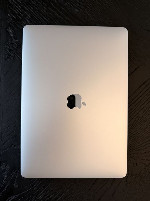 MacBook Air Retina 13” - Impecabil