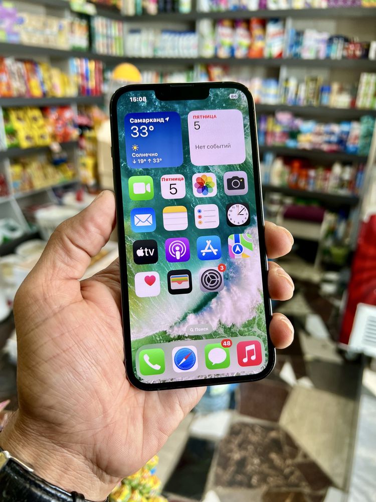 iPhone 13 Pro 128GB телефон в отличном состоянии.