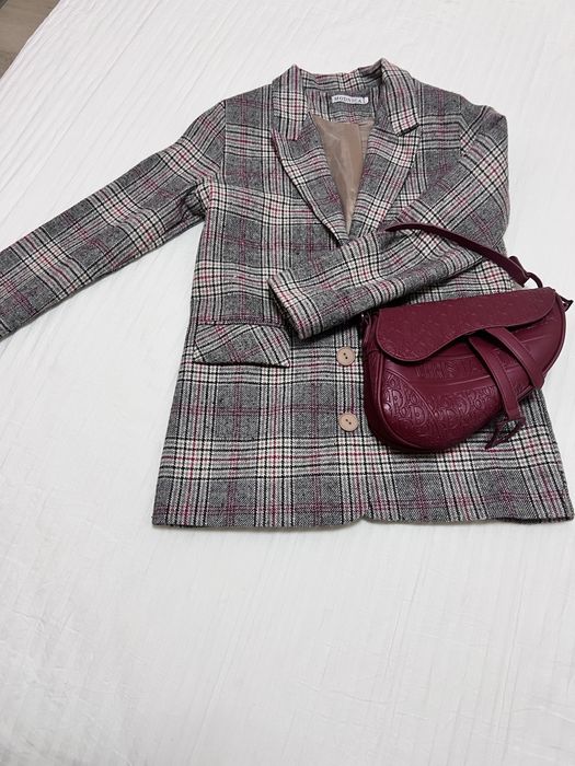 Пиджак и сумка женские