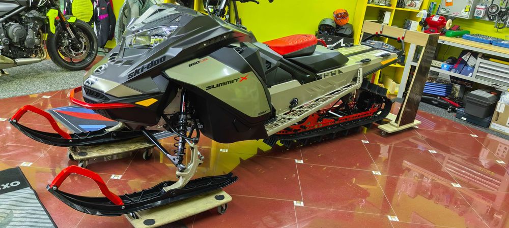 Snowmobil Ski Doo  154 Turbo