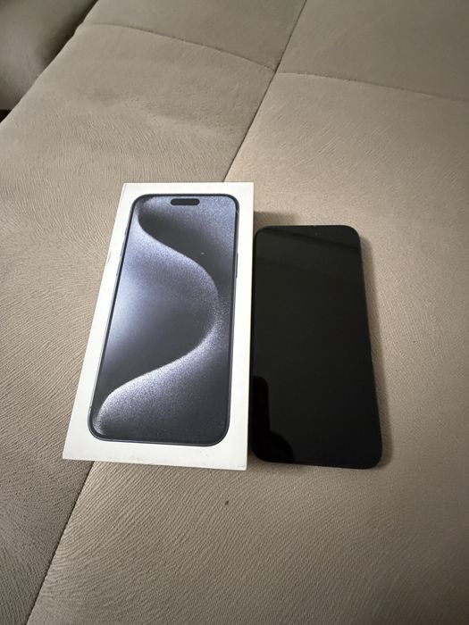 Iphone 15 pro max Blue titanium , 256 gb sticla spate umpic ciobit !!!