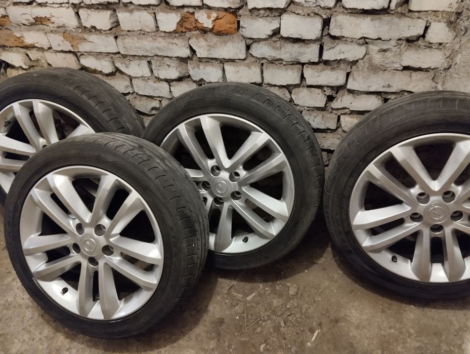 Комплект летни гуми с джанти 5*110*17