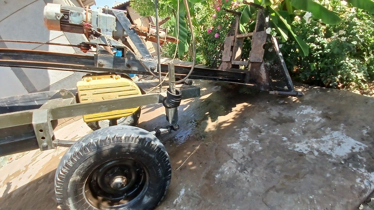 Burovoy aparat sotiladi
