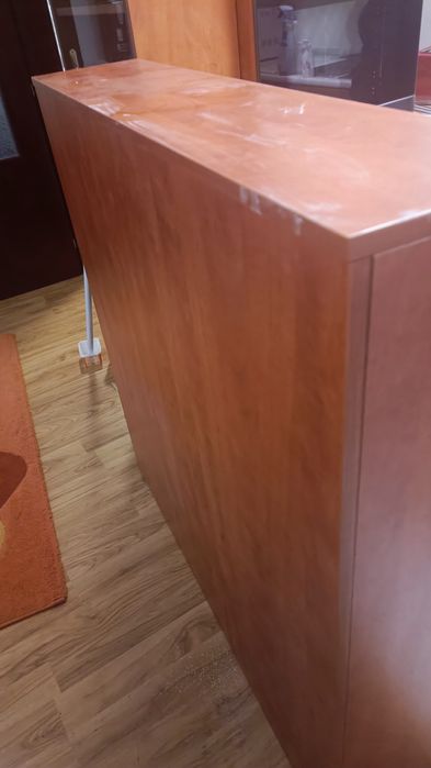 Продавам мини бар широк 120 см