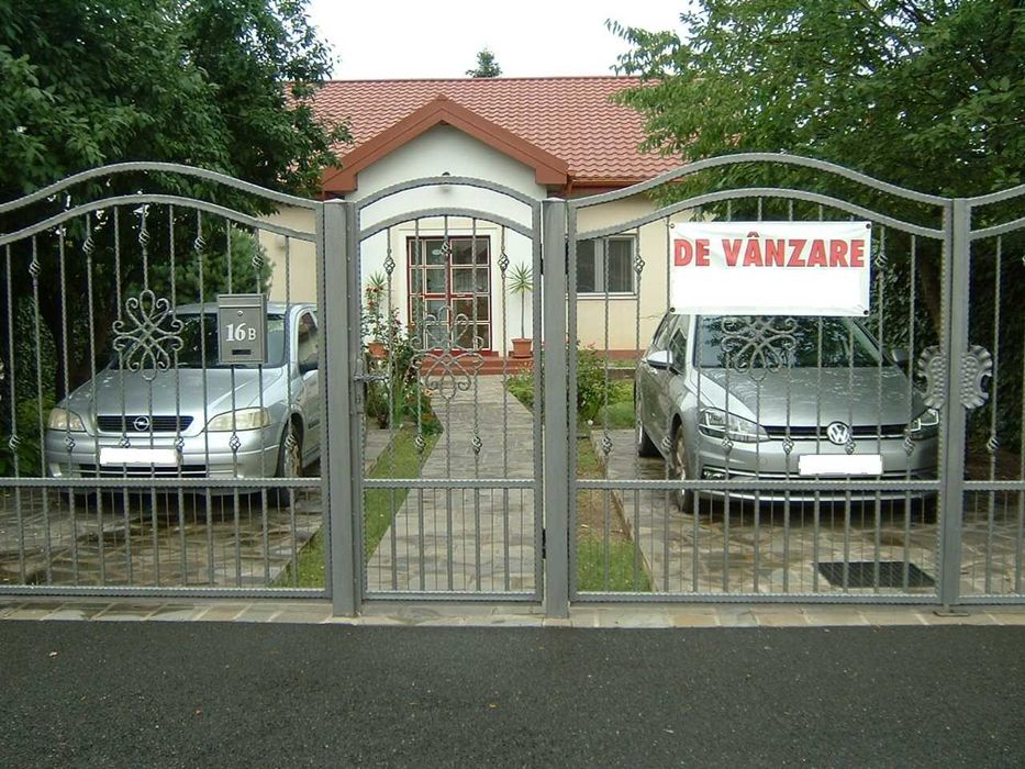 Vand casa parter in Otopeni - cartier Ferme