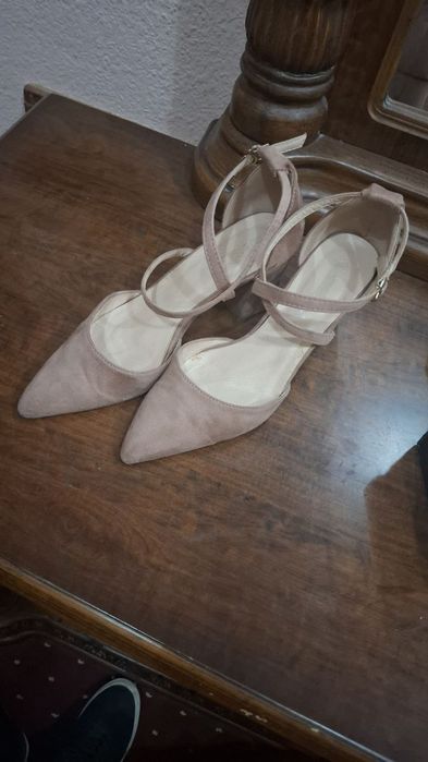 Женская обувь размер 40,б/у