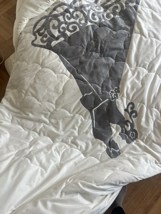 Двуспальное одеяло