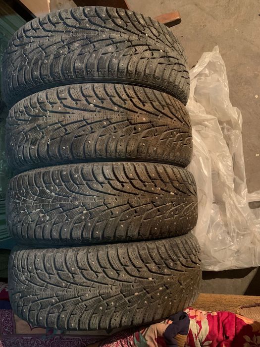 Зимние шины 205/60/ R16 шипы