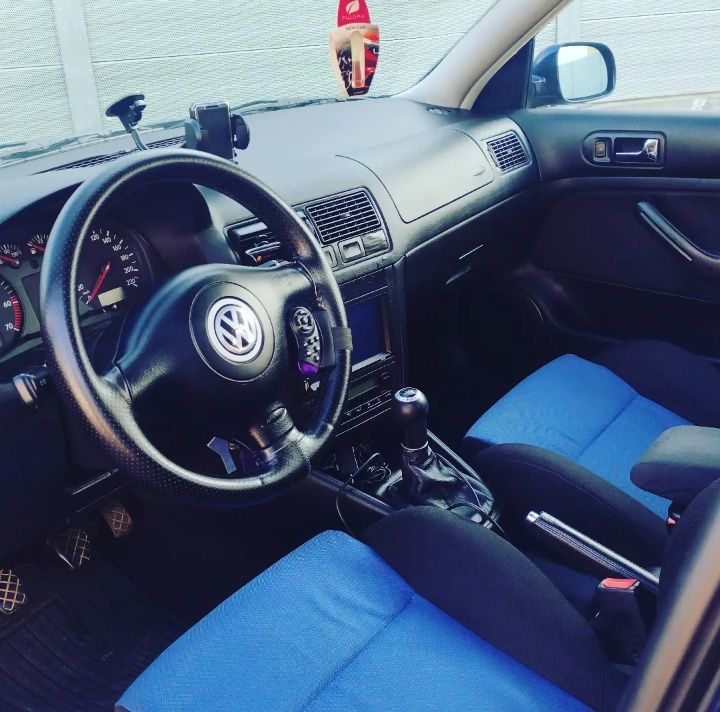 Vând sau schimb cu remorcă 750 Kg, Golf 4, 1.4, 16V, motor schimbat, ț