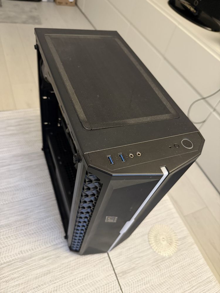 pc gaming cu rtx 2070 super, ryzen 7 3800x, placa de baza defecta!!!
