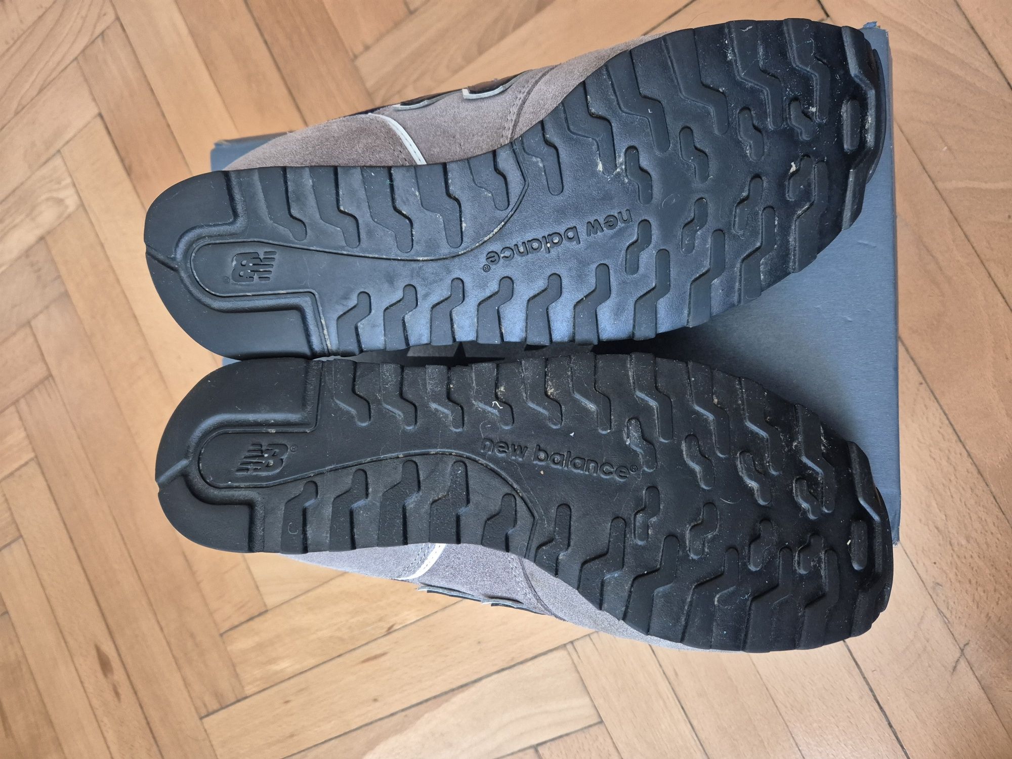 НАМАЛЕНИЕ! Оригинални кецове / маратонки New Balance 373  / номер 40,5