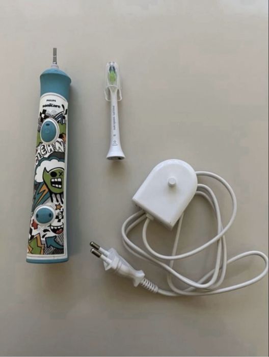 Зубная щетка электрическая Philips оригинал